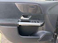 Gebraucht Mercedes GLA200 AMG 163 PS (119 kW) 2023 Grau SUV