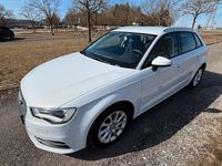 Gebraucht Audi A3 Ambiente 105 PS (77 kW) 2014 Weiß Limousine