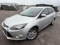 Gebraucht Ford Focus Titanium 125 PS (91 kW) 2015 Silber Kombi