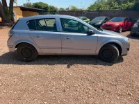 Gebraucht Opel Astra Edition 116 PS (85 kW) 2007 Silber Limousine