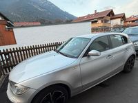 Gebraucht BMW 118 129 PS (94 kW) 2007 Silber Kleinwagen