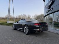 Neu Bentley Continental Mulliner 782 PS (575 kW) 2026 Cabrio