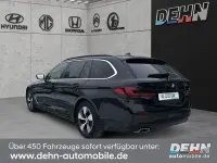 Gebraucht BMW 520 Sport Line 190 PS (139 kW) 2023 Andere Kombi