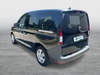Gebraucht VW Caddy Basis 102 PS (75 kW) 2023 Schwarz Van / Kleinbus