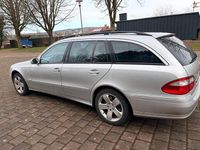 Gebraucht Mercedes E500 Avantgarde 306 PS (225 kW) 2005 Silber Kombi