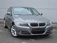 Gebraucht BMW 318 Comfort Edition 143 PS (105 kW) 2011 Grau Limousine