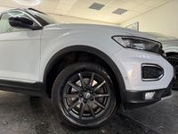 Gebraucht VW T-Roc Highline 150 PS (110 kW) 2017 Grau SUV