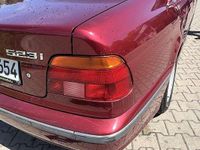Gebraucht BMW 523 170 PS (125 kW) 1996 Rot Limousine