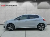 Gebraucht Peugeot 208 GT-line 135 PS (99 kW) 2019 Weiß Kleinwagen