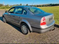 Gebraucht VW Passat 102 PS (75 kW) 2001 Silber Limousine