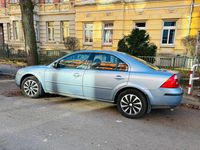 Gebraucht Ford Mondeo 125 PS (91 kW) 2003 Blau Limousine