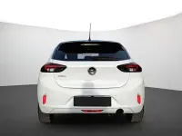 Używany Opel Corsa Elegance 75 KM (55 kW) 2023 Biały Sedan/Limuzyna