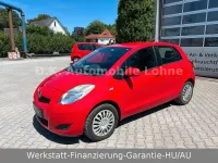 Gebraucht Toyota Yaris Cool 101 PS (74 kW) 2012 Rot Kleinwagen