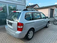 Gebraucht Kia Carnival Basis 185 PS (136 kW) 2007 Silber Van / Kleinbus