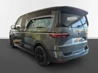 Używany VW Multivan Life 150 KM (110 kW) 2026 Andere Minivan