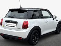 Gebraucht Mini Cooper Essential 135 kW (184 PS) 2023 Weiß Kleinwagen