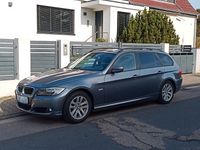Gebraucht BMW 318 143 PS (105 kW) 2008 Grau Kombi