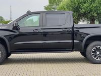 Neu Chevrolet Silverado 426 PS (313 kW) 2025 Schwarz SUV