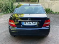 Gebraucht Mercedes C200 Elegance 136 PS (100 kW) 2012 Blau Limousine