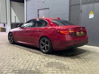 Gebraucht Alfa Romeo Giulia Super 201 PS (147 kW) 2016 Rot Limousine