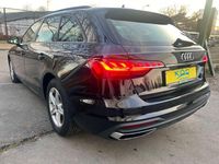 Gebraucht Audi A4 Ambiente 136 PS (100 kW) 2021 Schwarz Kombi