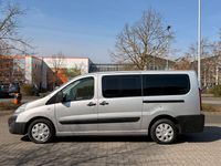 Gebraucht Peugeot TePee 90 PS (66 kW) 2011 Silber Van / Kleinbus