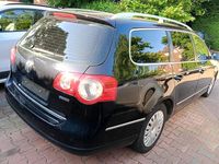 Gebraucht VW Passat 122 PS (89 kW) 2009 Schwarz Kombi