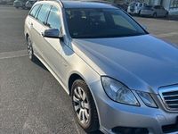 Second-hand Mercedes E220 170 CP (125 kW) 2010 Argintiu Break