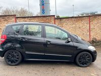 Gebraucht Mercedes A180 109 PS (80 kW) 2007 Schwarz Kleinwagen