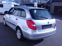 gebraucht Skoda Fabia 1.6l TDI Elegance Combi