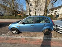 Gebraucht Ford Fiesta 70 PS (51 kW) 2003 Blau Kleinwagen