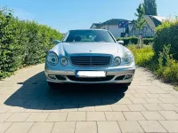 Gebraucht Mercedes E200 136 PS (100 kW) 2005 Silber Limousine