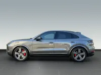 Gebraucht Porsche Cayenne 520 PS (382 kW) 2024 Quarzitgraumetallic (metallic) SUV