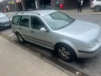 Używany VW Golf IV 101 KM (74 kW) 2000 Srebrny Kombi