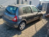 Gebraucht Renault Clio II 75 PS (55 kW) 2002 Grau Kleinwagen
