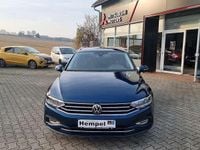 Używany VW Passat 150 KM (110 kW) 2023 Niebieski Kombi
