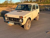 Second-hand Lada niva 83 CP (61 kW) 2007 Andere farben SUV