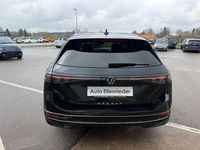 Gebraucht VW Passat Elegance 150 PS (110 kW) 2025 Schwarz Kombi