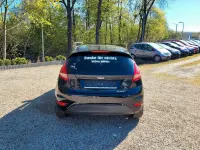 Second-hand Ford Fiesta Trend 60 CP (44 kW) 2012 Negru Hatchback