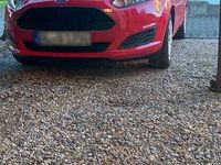 Gebraucht Ford Fiesta Trend 80 PS (58 kW) 2017 Rot Kleinwagen