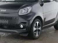 Gebraucht Smart ForTwo Electric Drive 60 kW (82 PS) 2024 Bodypanels in black Cabrio