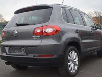 Gebraucht VW Tiguan Team 140 PS (102 kW) 2011 Pepper grey SUV