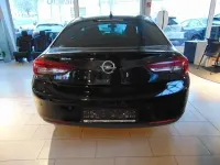 Gebraucht Opel Insignia Innovation 165 PS (121 kW) 2018 Schwarz Limousine