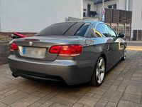 Gebraucht BMW 330 Cabriolet 231 PS (169 kW) 2007 Grau Cabrio