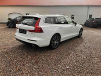 Gebraucht Volvo V60 Momentum 197 PS (144 kW) 2021 Weiß Kombi