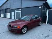 Gebraucht BMW 320 Basis 170 PS (125 kW) 2001 Rot Limousine