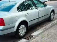 Gebraucht VW Passat 101 PS (74 kW) 2000 Grau Kombi
