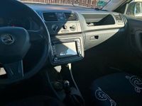 Gebraucht Skoda Fabia 60 PS (44 kW) 2014 Weiß Kleinwagen