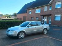 Second-hand VW Passat Highline 130 CP (95 kW) 2004 Argintiu Berlinǎ