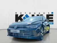 Gebraucht VW Golf VIII Style 150 PS (110 kW) 2026 Schwarz Kombi